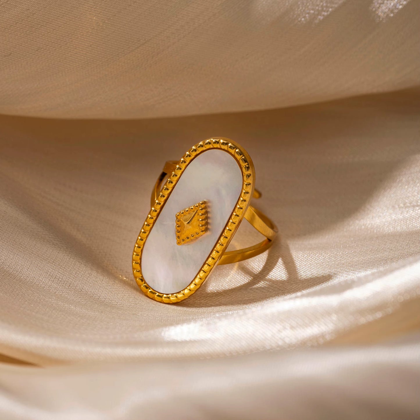 Aurora Mother of Pearl Oval Ring – 18K Gold PVD Plated Statement Ring