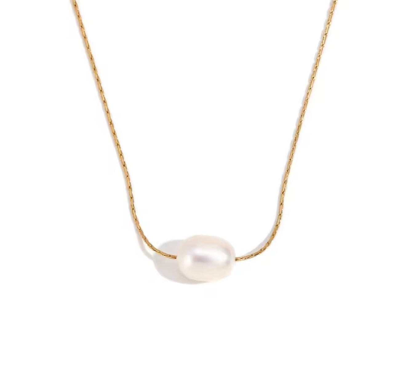 Solène Pearl Necklace – 18K PVD Gold Plated Freshwater Pearl Necklace
