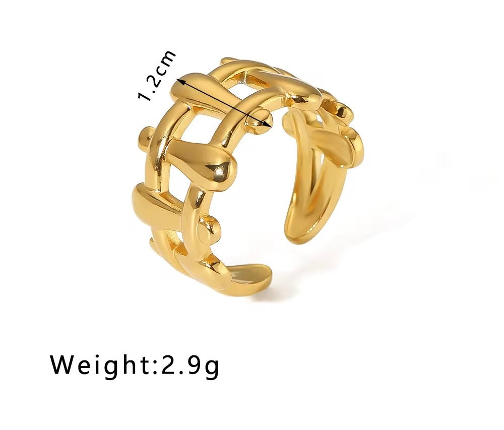 Modern Link Statement Ring – 18K PVD Gold Plated Adjustable Ring