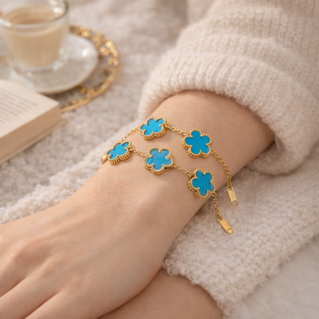Lucky Me Clover 18K gold plated leaf Bracelet