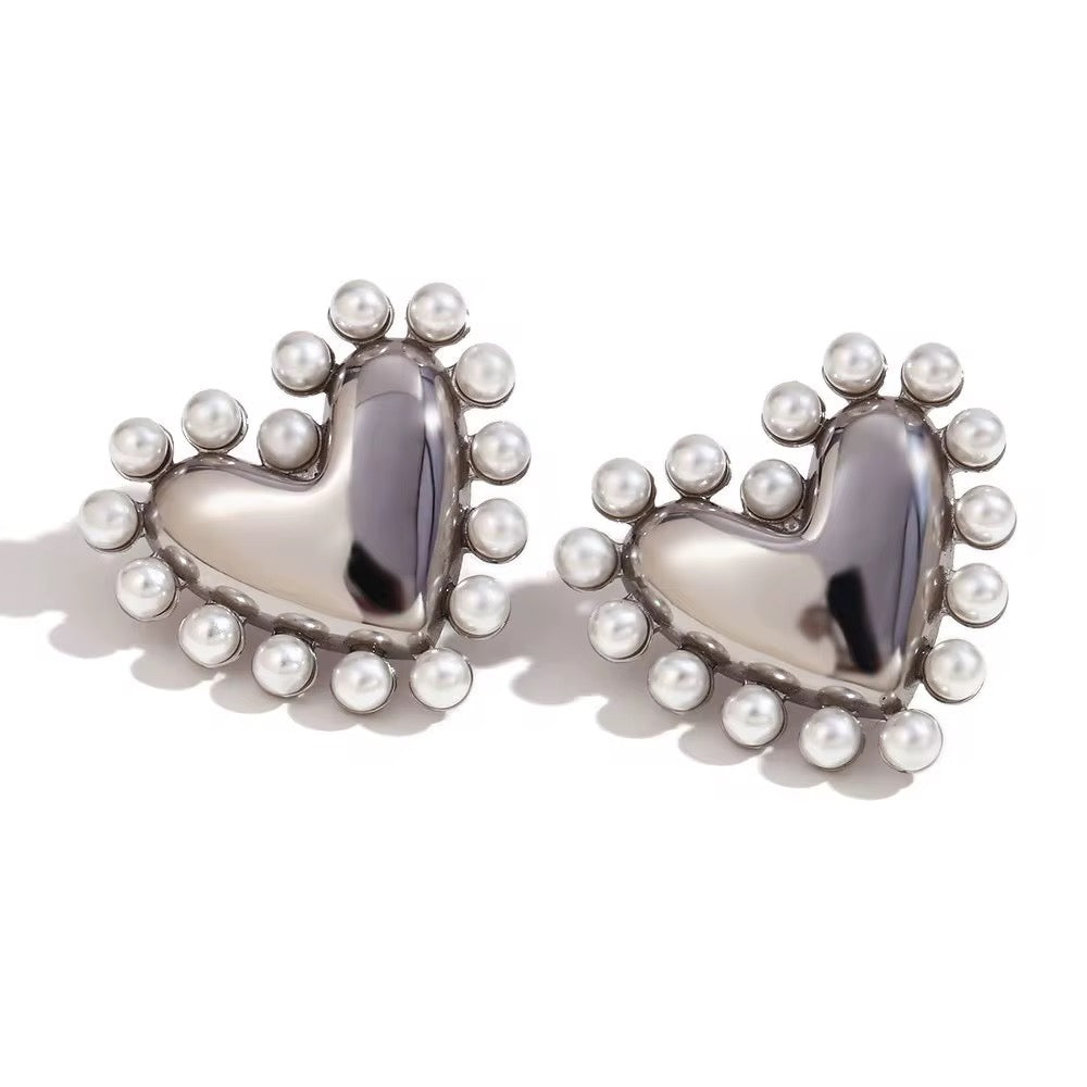 PVD Gold Plated Pearl Heart Stud Earrings – Waterproof Heart Earrings